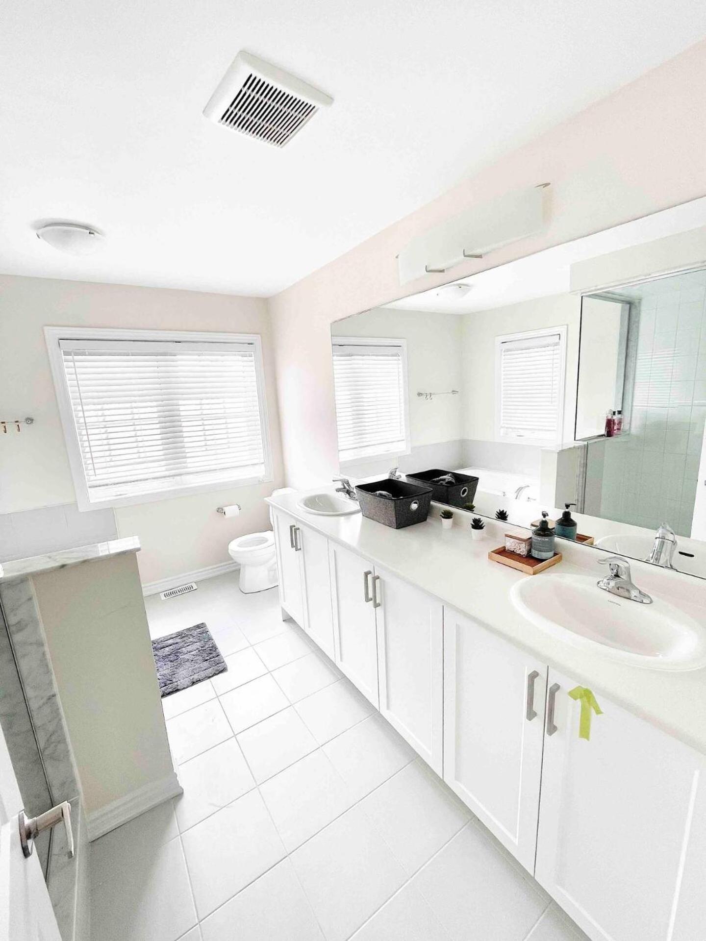 Large 5 Bedroom Newly Built Home Sleeps 12 Persons Thorold Buitenkant foto